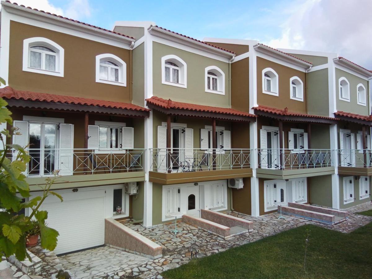 Dogis Retreat Agia Efimia Exterior foto